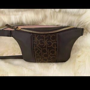 🔥Calvin Klein Belt Bag/Fanny pack Brown size Large 🔥